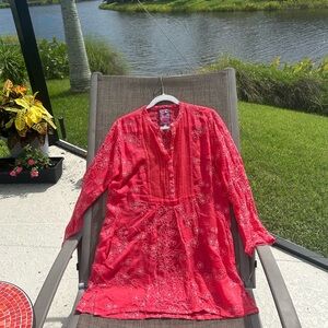 Johnny Was Birdie Marisol tunic— size small.  Coral color